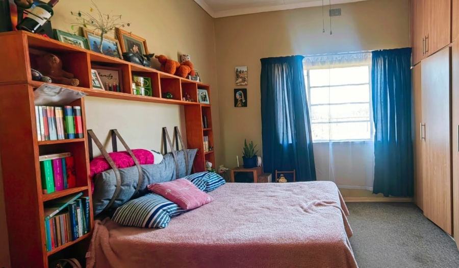 4 Bedroom Property for Sale in Miederpark North West